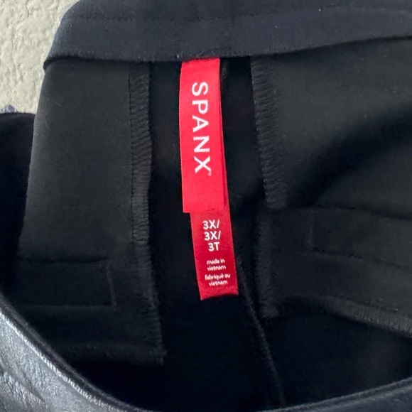 Spanx Faux Leather Flare Pant Black Pull On High Elastic Waistband Edgy Plus 3X - Picture 13 of 14